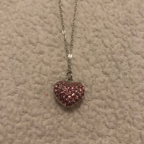 Paparazzi Pink heart necklace with earrings - Picture 2 of 3